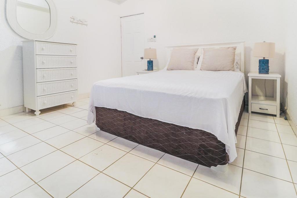 230 Gg Rockley Barbados Apartment Бриджтаун Екстериор снимка